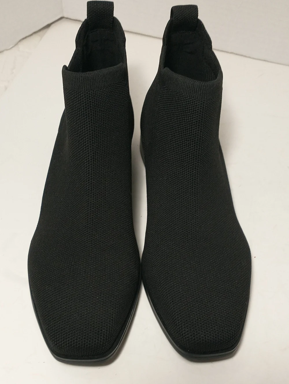 Vivaia Ryan Slip On Chelsea Boot, Black, Women's Size 8.5, Square Toe
